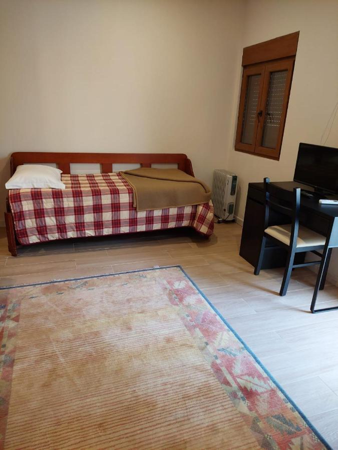 Maia Suites Экстерьер фото